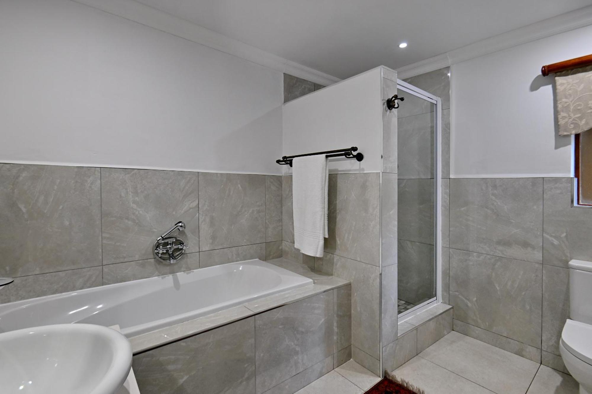 Black Eagle Hotel & Spa Roodepoort Room photo